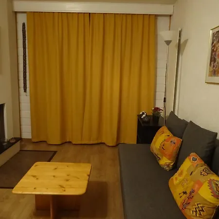 The White Fox's Family - Veysonnaz